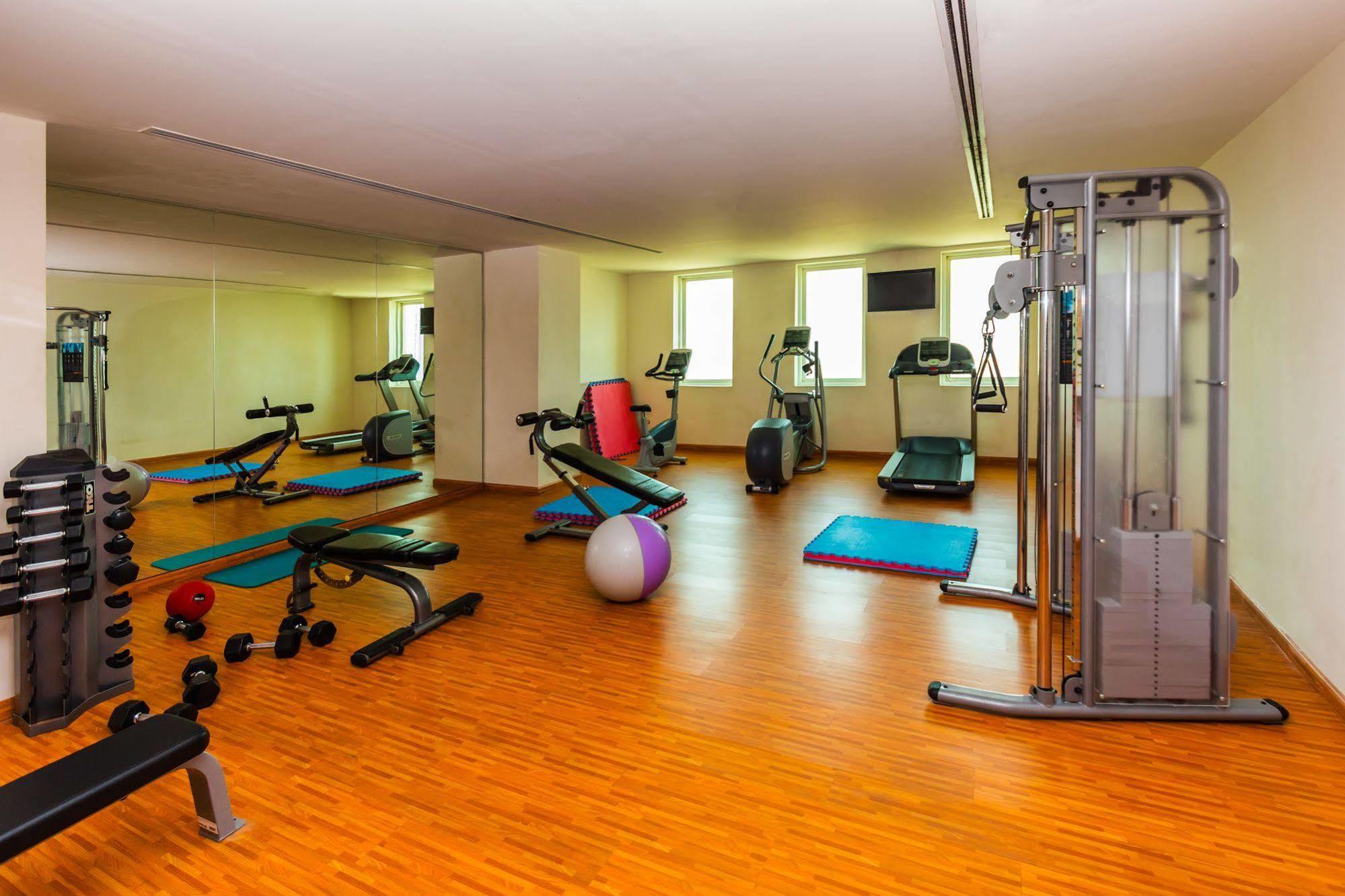 Tower Hotel Apartments Abu Dhabi Luaran gambar